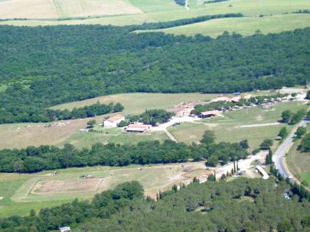Biocampus La Roccaccia - Universita' Agraria Di טרקיניה מראה חיצוני תמונה